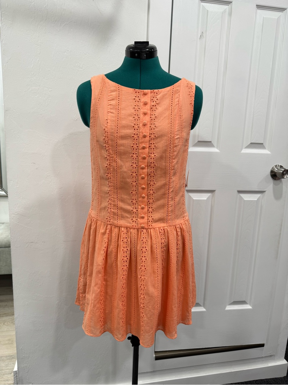 Sleeveless Eyelet Button Front Peach Dress